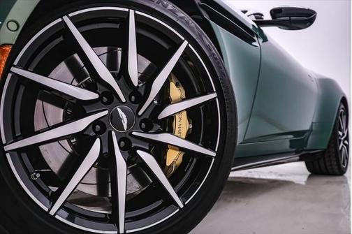 2023 Aston Martin DB11 Volante