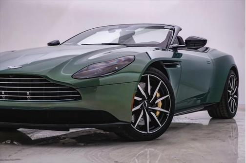 2023 Aston Martin DB11 Volante