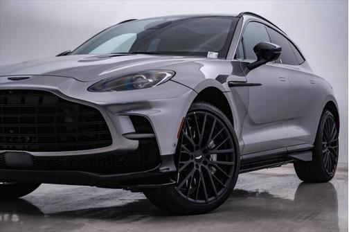 2025 Aston Martin DBX 707