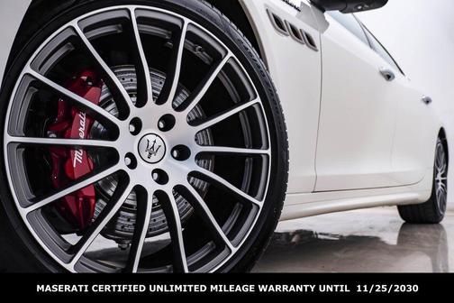 2024 Maserati Quattroporte Modena