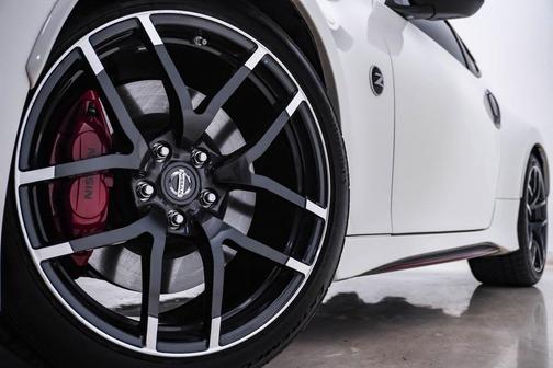 2019 Nissan 370Z NISMO