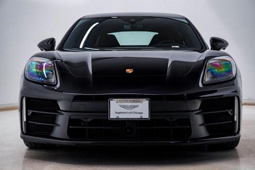 2025 Porsche Panamera 4