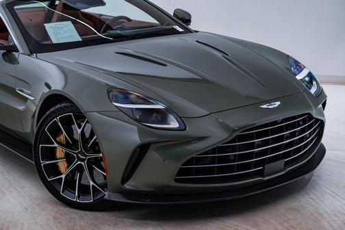 2026 Aston Martin Vantage Roadster