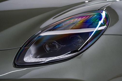 2026 Aston Martin Vantage Roadster