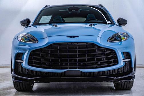 2023 Aston Martin DBX 707