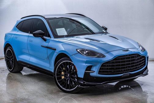 2023 Aston Martin DBX 707