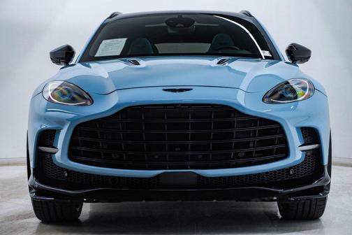 2023 Aston Martin DBX 707