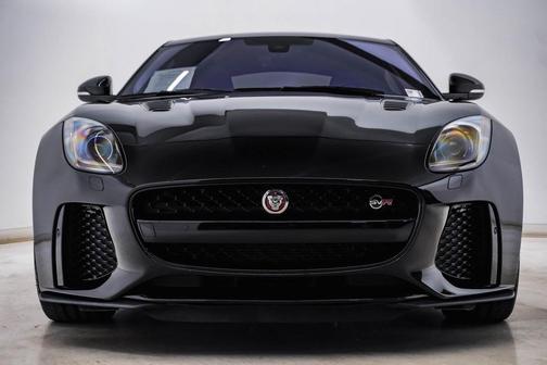 2017 Jaguar F-TYPE SVR
