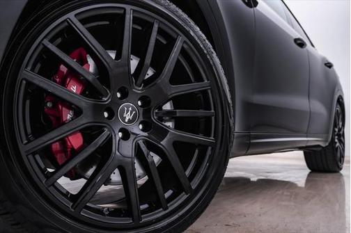 2022 Maserati Levante Modena