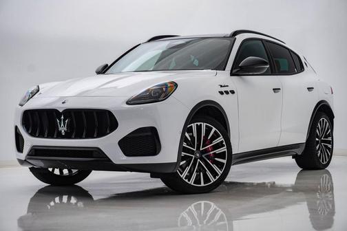 Bianco 2025 Maserati Grecale Modena
