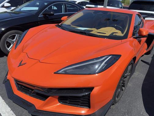 Sebring Orange Tintcoat 2025 Chevrolet Corvette Z06