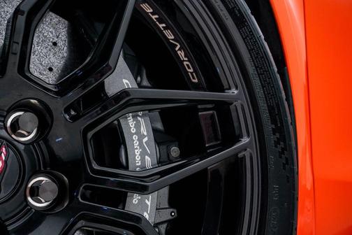 Sebring Orange Tintcoat 2025 Chevrolet Corvette Z06
