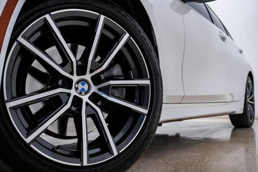 2021 BMW 330 330i