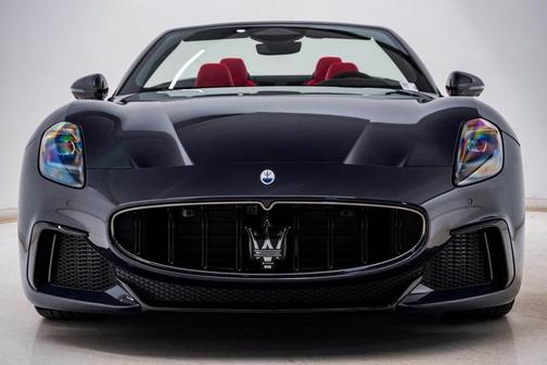 2026 Maserati GranCabrio Trofeo