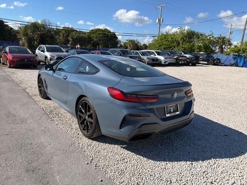 2022 BMW M850 M850i xDrive