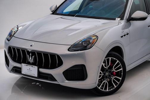 Bianco Astro Metallic 2023 Maserati Grecale GT