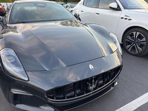 2024 Maserati GranTurismo Trofeo