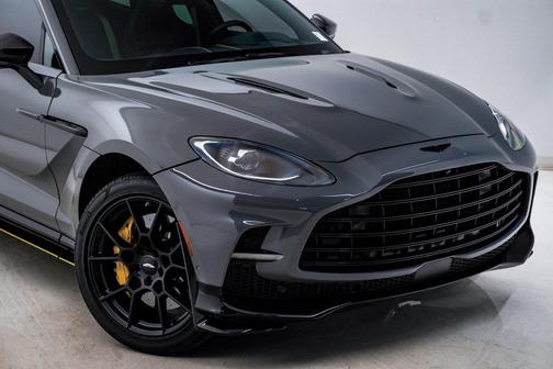 2023 Aston Martin DBX 707