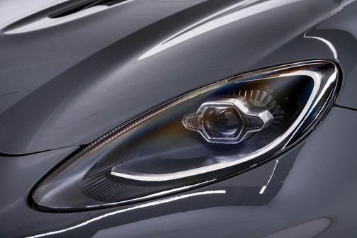 2023 Aston Martin DBX 707