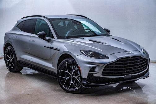 2025 Aston Martin DBX 707
