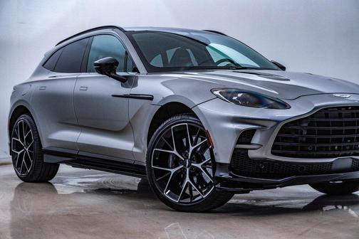2025 Aston Martin DBX 707