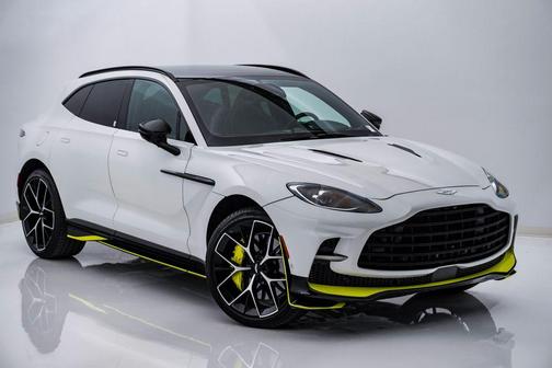 Q Neutron White 2025 Aston Martin DBX 707