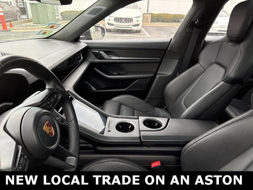 2020 Porsche Taycan Turbo S