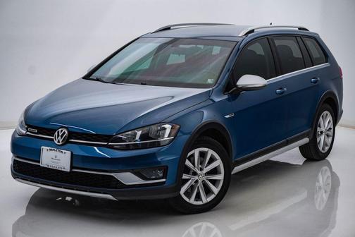 Silk Blue Metallic 2019 Volkswagen Golf 1.4T S