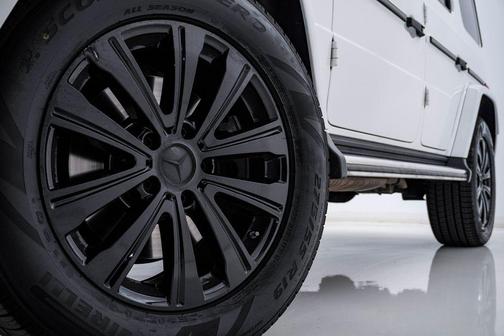 Polar White 2022 Mercedes-Benz G-Class G 550