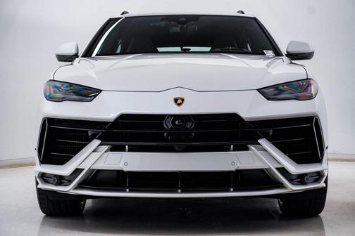 2024 Lamborghini Urus S