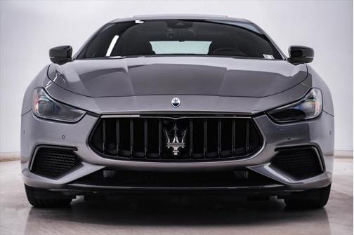2022 Maserati Ghibli Modena Q4