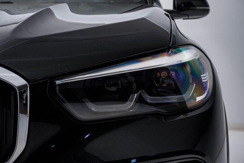 Black Sapphire Metallic 2020 BMW X5 xDrive40i