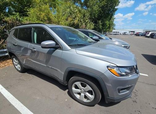 Billet Silver Metallic Clearcoat 2018 Jeep Compass Latitude
