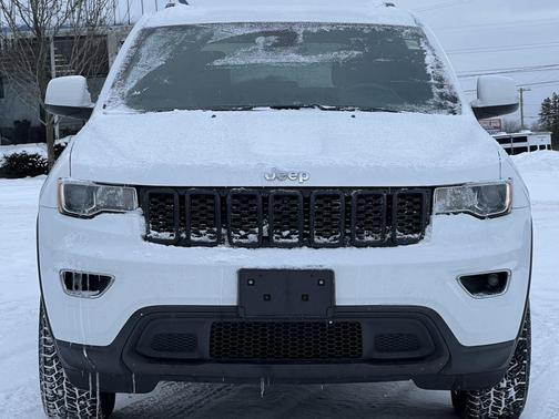 2018 Jeep Grand Cherokee Laredo E