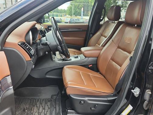 Black 2021 Jeep Grand Cherokee Overland