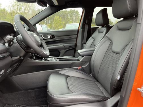 JOOSE 2026 Jeep Compass Latitude