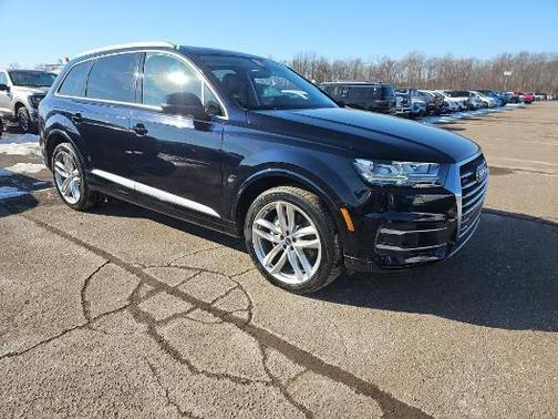 Ink Blue Metallic 2018 Audi Q7 3.0T Prestige