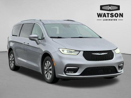 2021 Chrysler Pacifica Hybrid Touring L