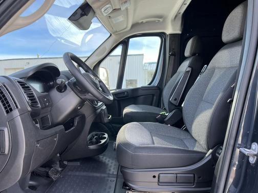 2026 RAM ProMaster 2500 High Roof