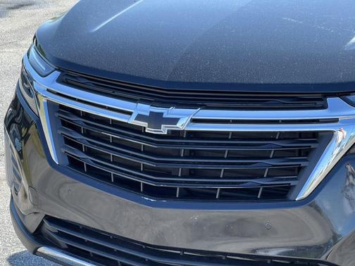 Mosaic Black Metallic 2022 Chevrolet Equinox 2LT