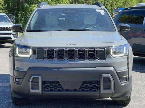 Sting Gray Clearcoat 2026 Jeep Cherokee LAREDO/LIMITED