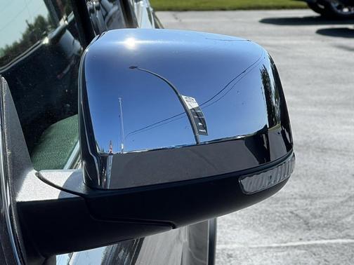 Granite Crystal Clearcoat Metallic 2017 Jeep Grand Cherokee Limited