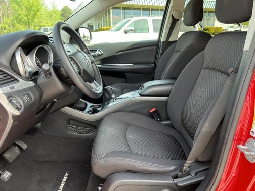 Brilliant Red Pearl Tri-Coat 2012 Dodge Journey SXT