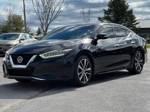 Super Black 2021 Nissan Maxima SV