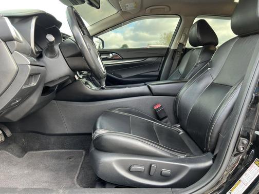 Super Black 2021 Nissan Maxima SV