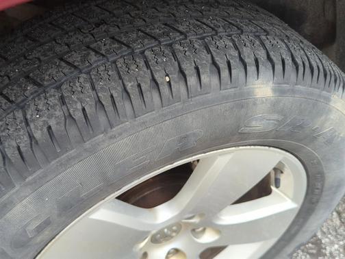 Deep Cherry Red Crystal Pearlcoat 2012 RAM 1500 ST