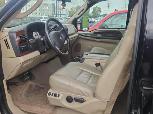 Black 2007 Ford F-350 XL