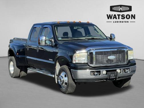 Black 2007 Ford F-350 XL