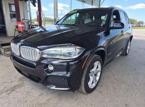Black 2018 BMW X5 xDrive50i