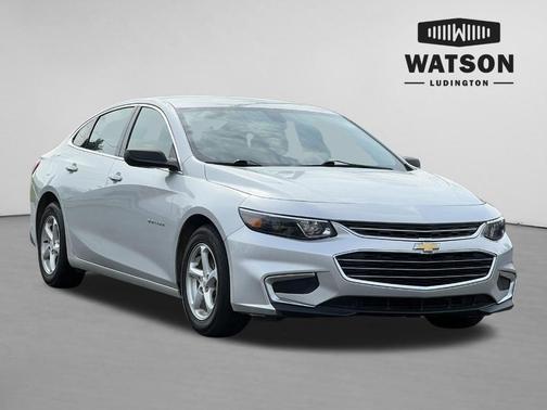 Silver Ice Metallic 2017 Chevrolet Malibu 1LS